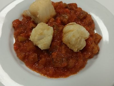 Pisto con bacalao